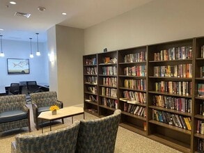 Building Photo - 4300 N Carlin Springs Rd