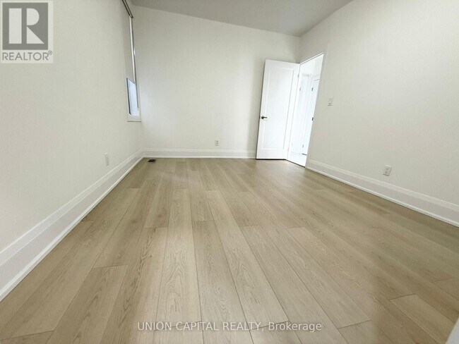 Photo du bâtiment - 1087 Gerrard St E