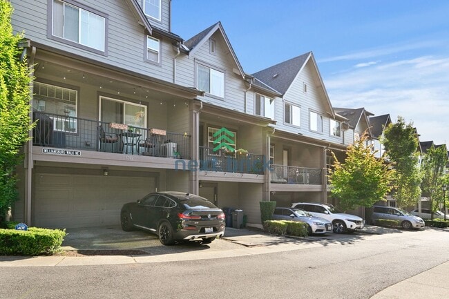 Building Photo - 3 BED & 3 BATH CONDO FOR RENT