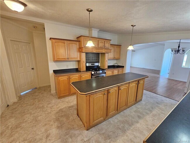 Foto del edificio - 3 Wildwood Rd