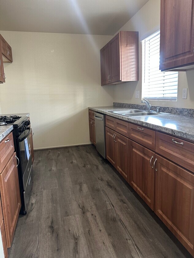 Foto principal - 200 W Chestnut St