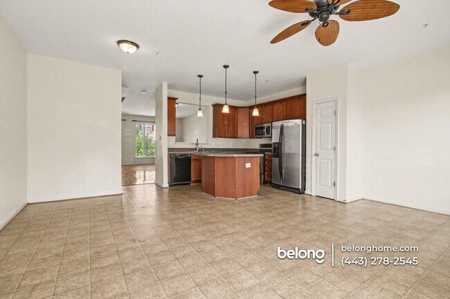 Building Photo - 2532 Emerson Dr