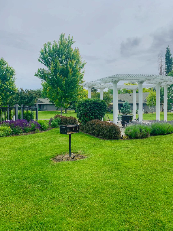 Building Photo - 4602 Tieton Dr