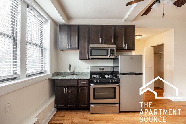 Foto del edificio - 4737 N Hermitage Ave