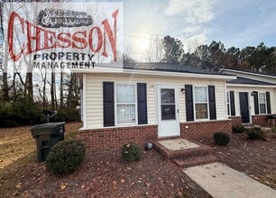 Building Photo - 2149 Glendale Dr SW