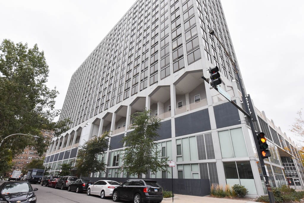 4334 N Hazel St Unit 201, Chicago, IL 60613 Condo for Rent in Chicago