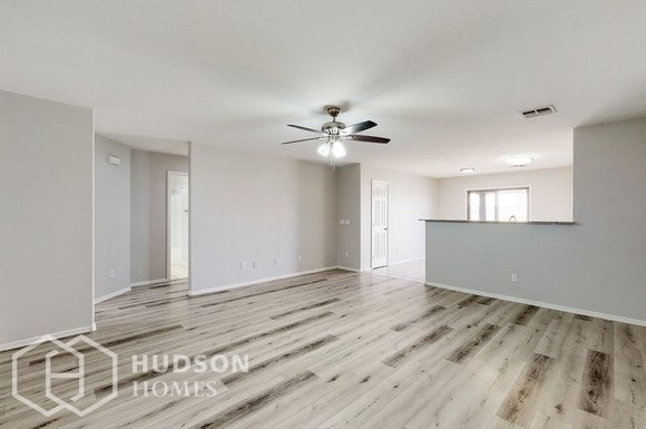 Building Photo - NOW AVAILABLE! - 40562 N High Meadows Dr, ...