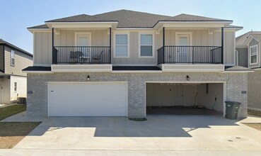 Building Photo - 4235 W Santa Fe St