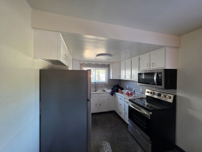 Foto del edificio - 940 W Weiland Ave