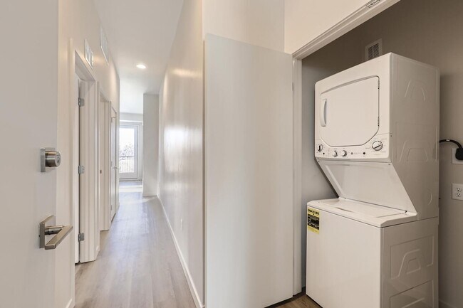 Foto del edificio - 3830 N Olive Street