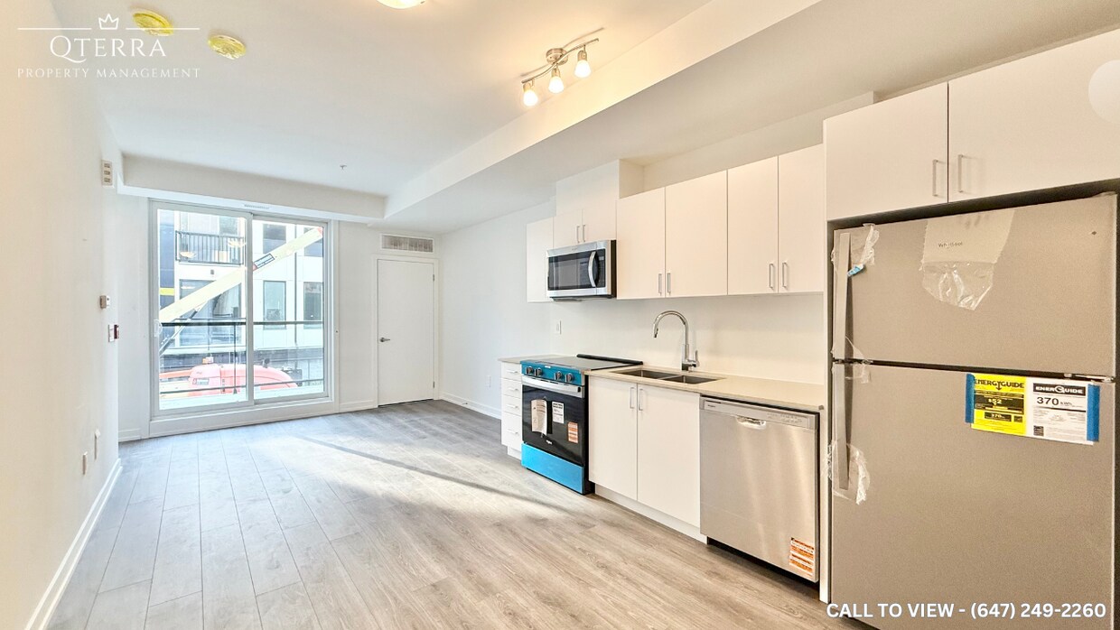 Photo principale - 1670 Victoria Park Av