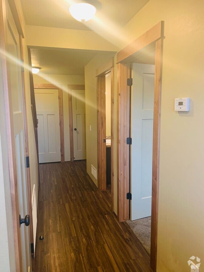 Building Photo - 4404 Deveraux Pl