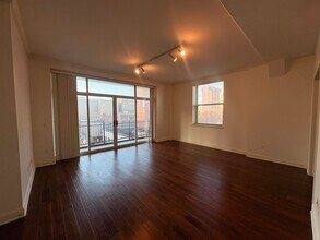 Building Photo - 127 Madison Ave