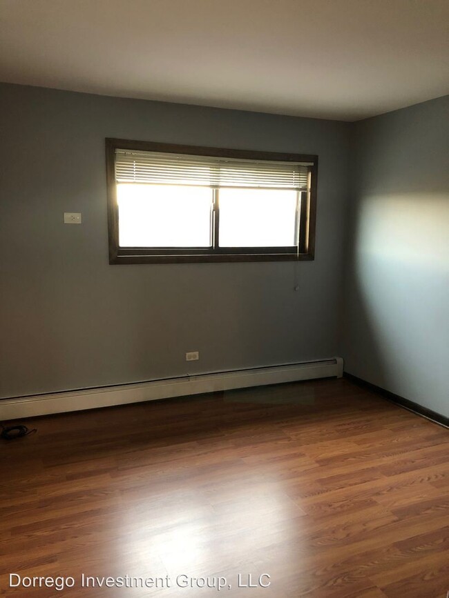 Foto del edificio - 5713 W 106th St