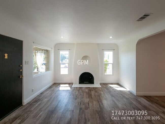 Foto del edificio - 723 W Doran St