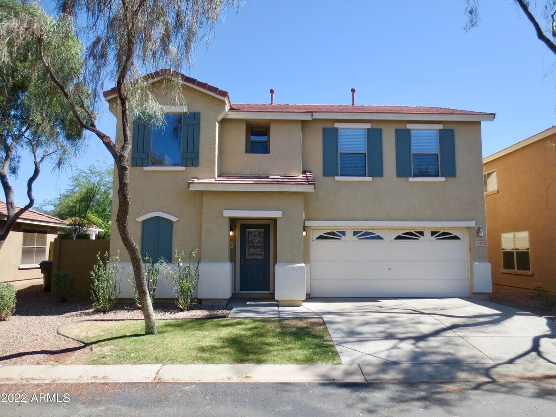 Primary Photo - 2123 S Luther