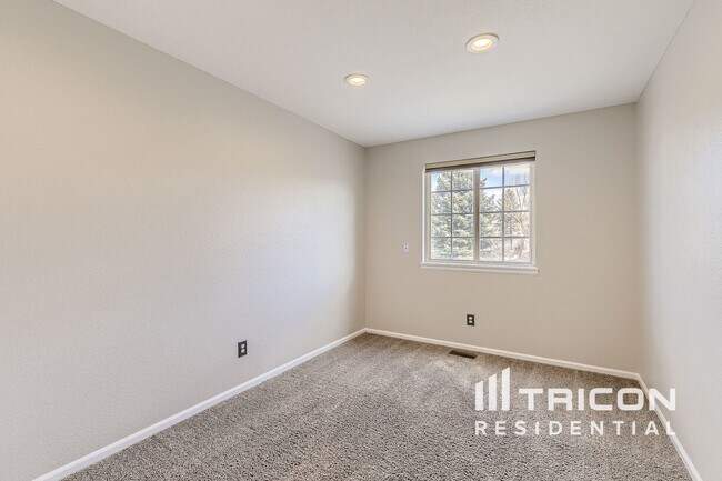 Foto del edificio - 4219 S Killarney St