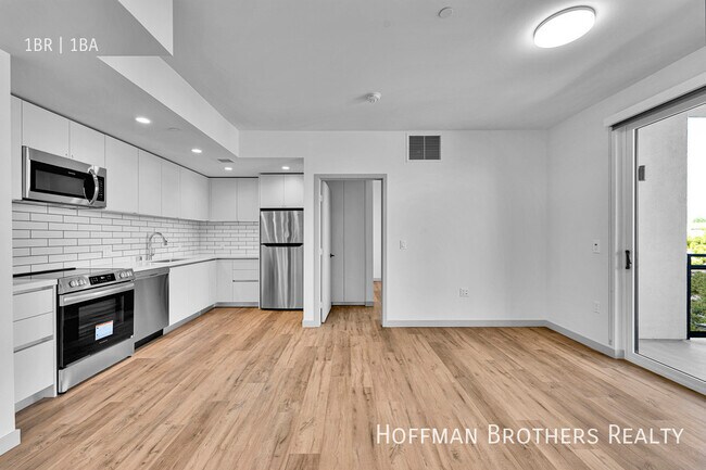 Foto del edificio - 1240 Magnolia Ave