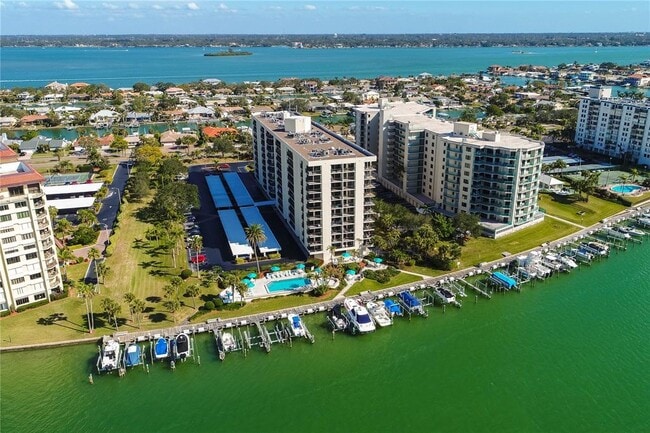 Foto del edificio - 690 Island Way