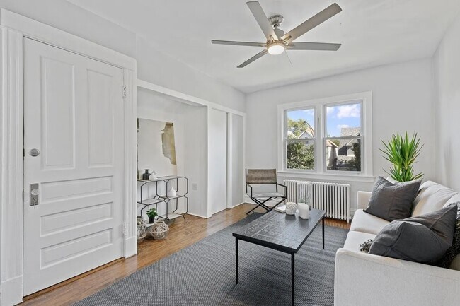 Foto del edificio - 2516 N Central Park Ave