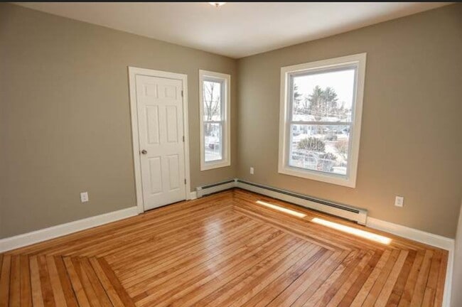 Foto del edificio - 1142 Cilley Rd