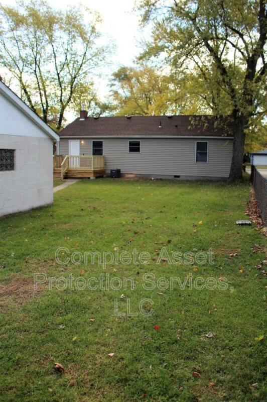Building Photo - 5468 Mulberry Ave