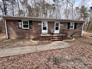 Building Photo - 5706 Courthouse Rd