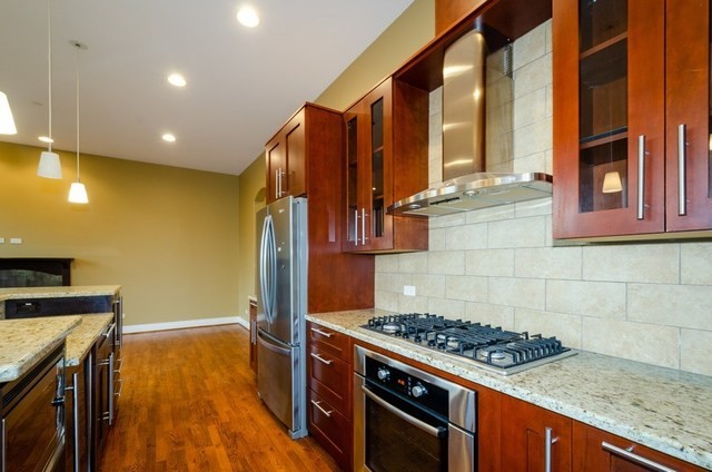 Foto del edificio - 140 Ridge Ave