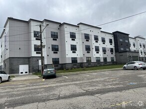 Building Photo - 100 Jackson Ave