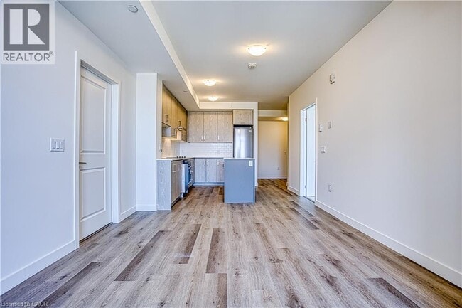 Photo du bâtiment - 461 Green Rd