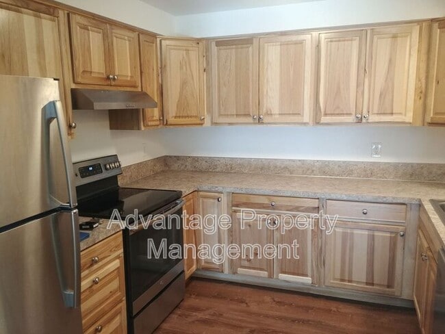 Building Photo - 1708 Del Rio Ave SE