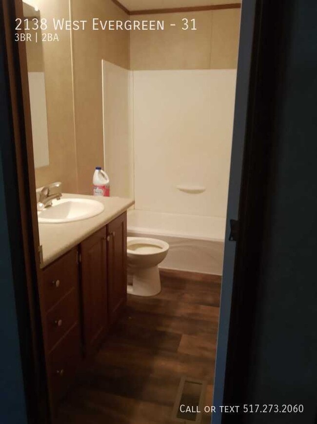 Building Photo - 2017 Legacy 3 Bedroom Mobile home  - Like New