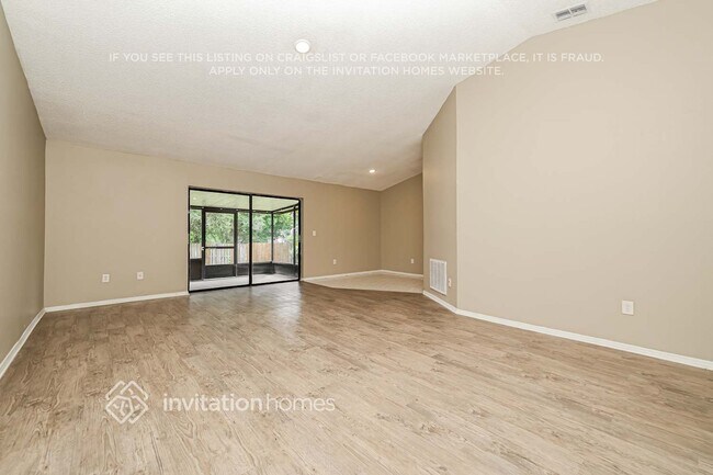 Foto del edificio - 1517 Kestrel Way