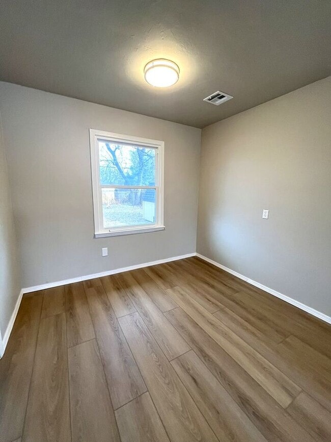 Photo - 2 Bed 1 Bath in Bethany House