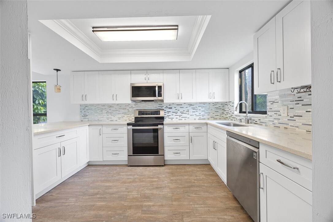 Foto principal - 4610 Chantelle Dr