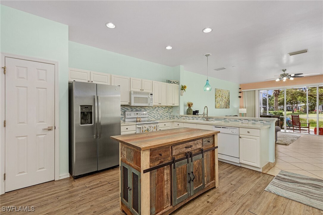 Foto principal - 8311 Village Edge Cir