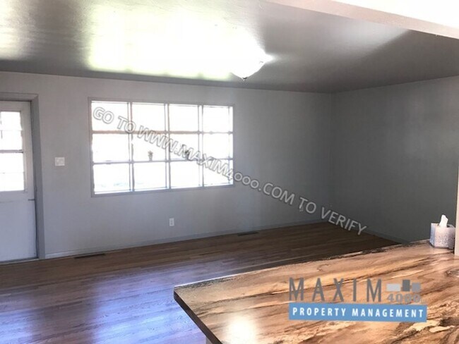 Photo - 121 Orchard Ave House