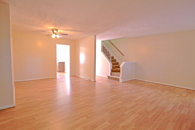Foto del edificio - 22426 Greenview Ct