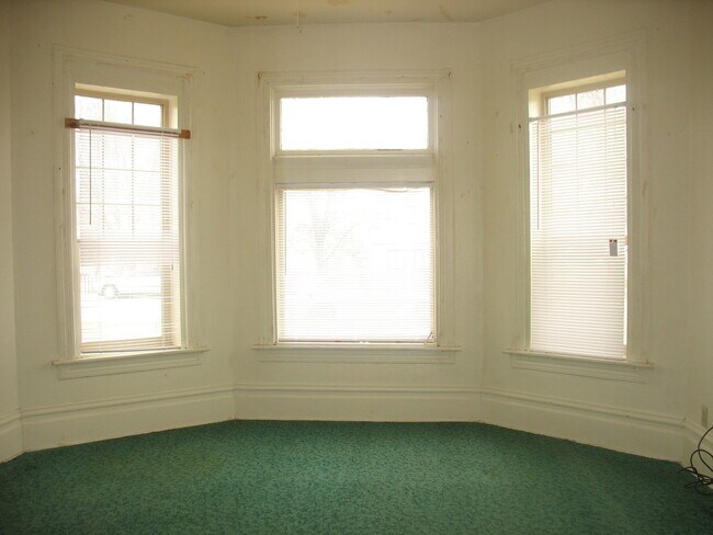 Foto del edificio - 824 Denver - Triplex