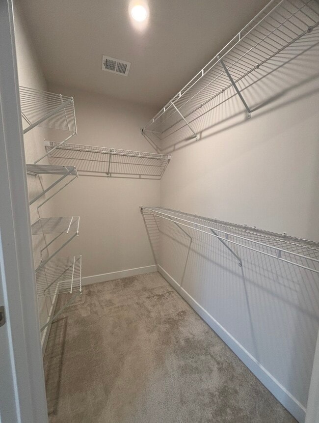 Foto del edificio - 2408 Crescent Wy