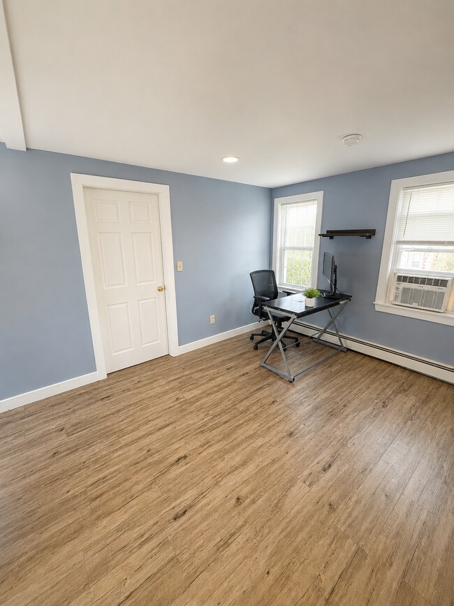 Building Photo - 58 Greenwood Ave