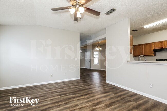 Foto del edificio - 12365 Mastin Cove Rd
