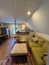 Building Photo - 3-191 Power St