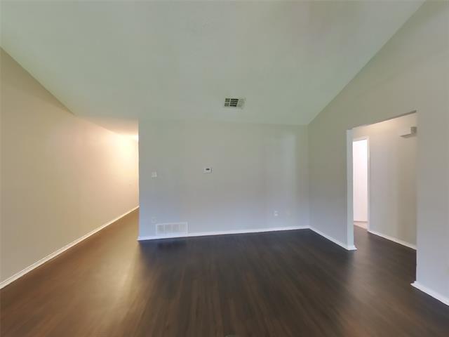 Foto del edificio - 6419 Hidden Springs Dr
