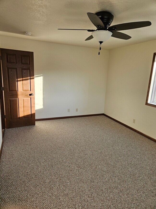 Foto del edificio - 825 53rd Ave