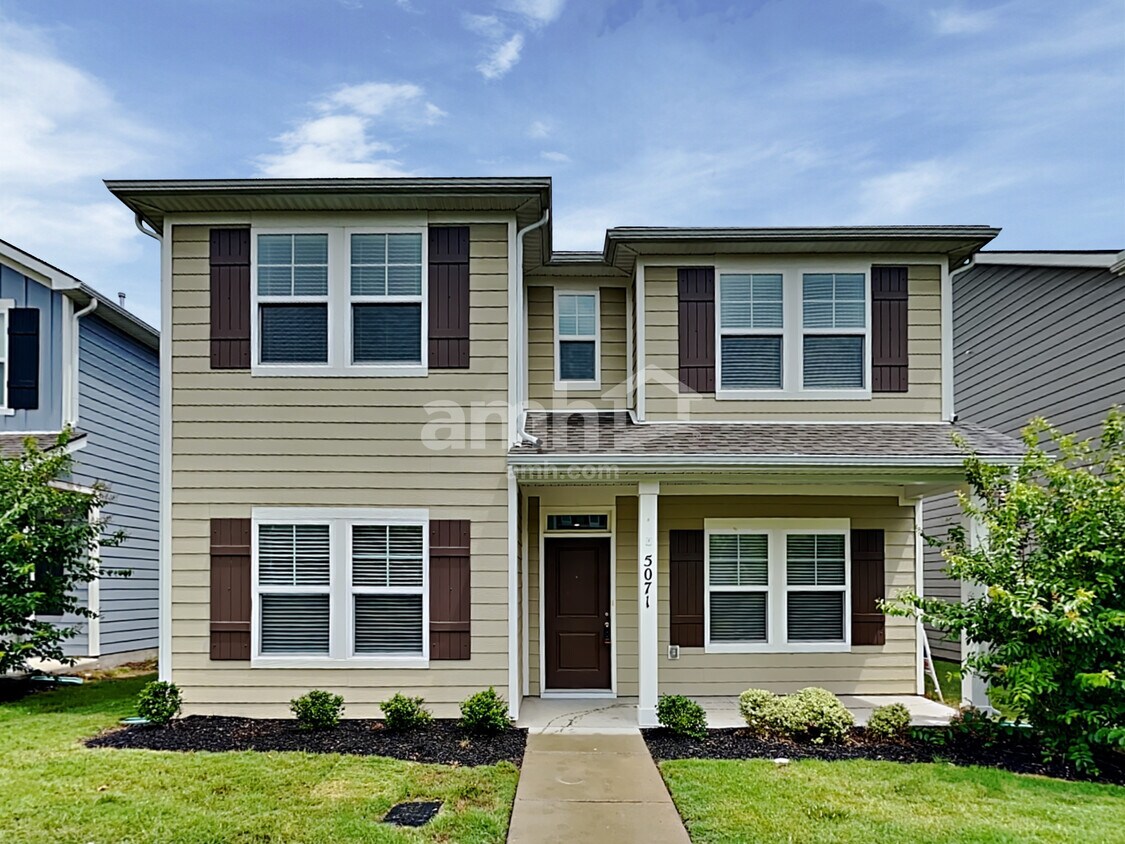 Foto principal - 5071 Trailwater Dr