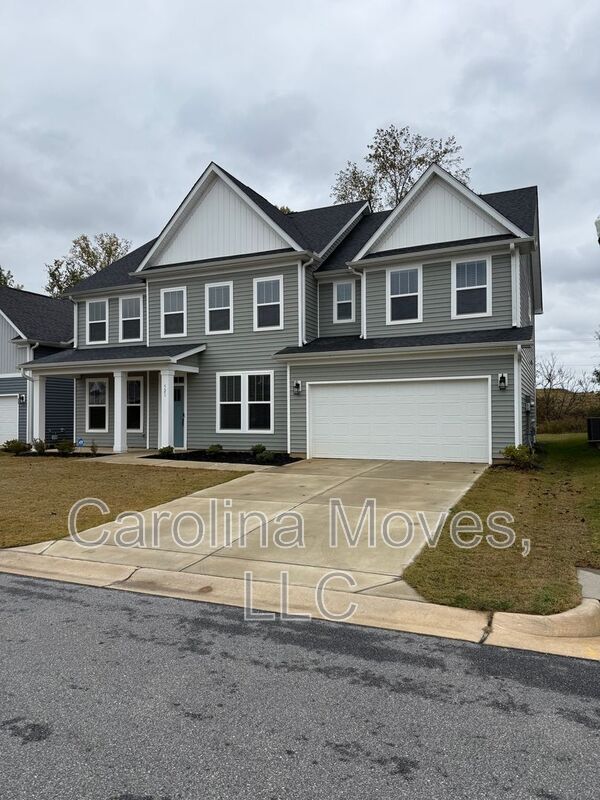 Foto del edificio - 521 Fenwick Dr