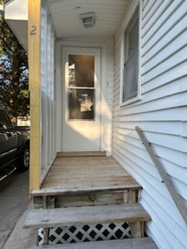 Primary Photo - Quiet Triplex