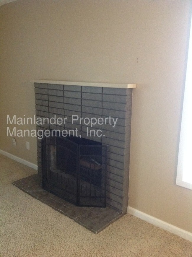 Building Photo - 11297 SW Springwood Dr