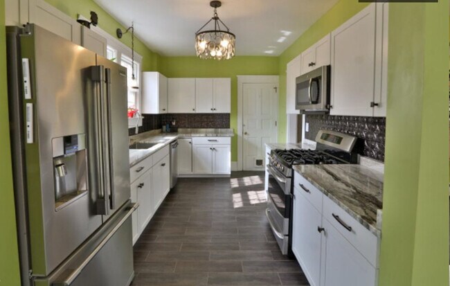 Foto del edificio - 230 Butler St